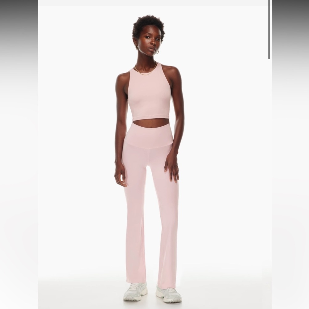 NWT Aritzia TNA CHILL ATMOSPHERE FLARE HI-RISE LEGGING